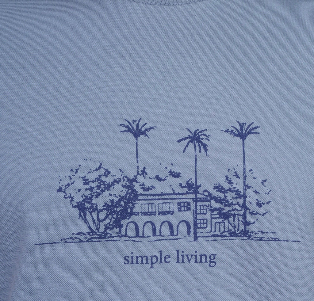 Modern Slim-Fit Cotton T-Shirt with Print Detail