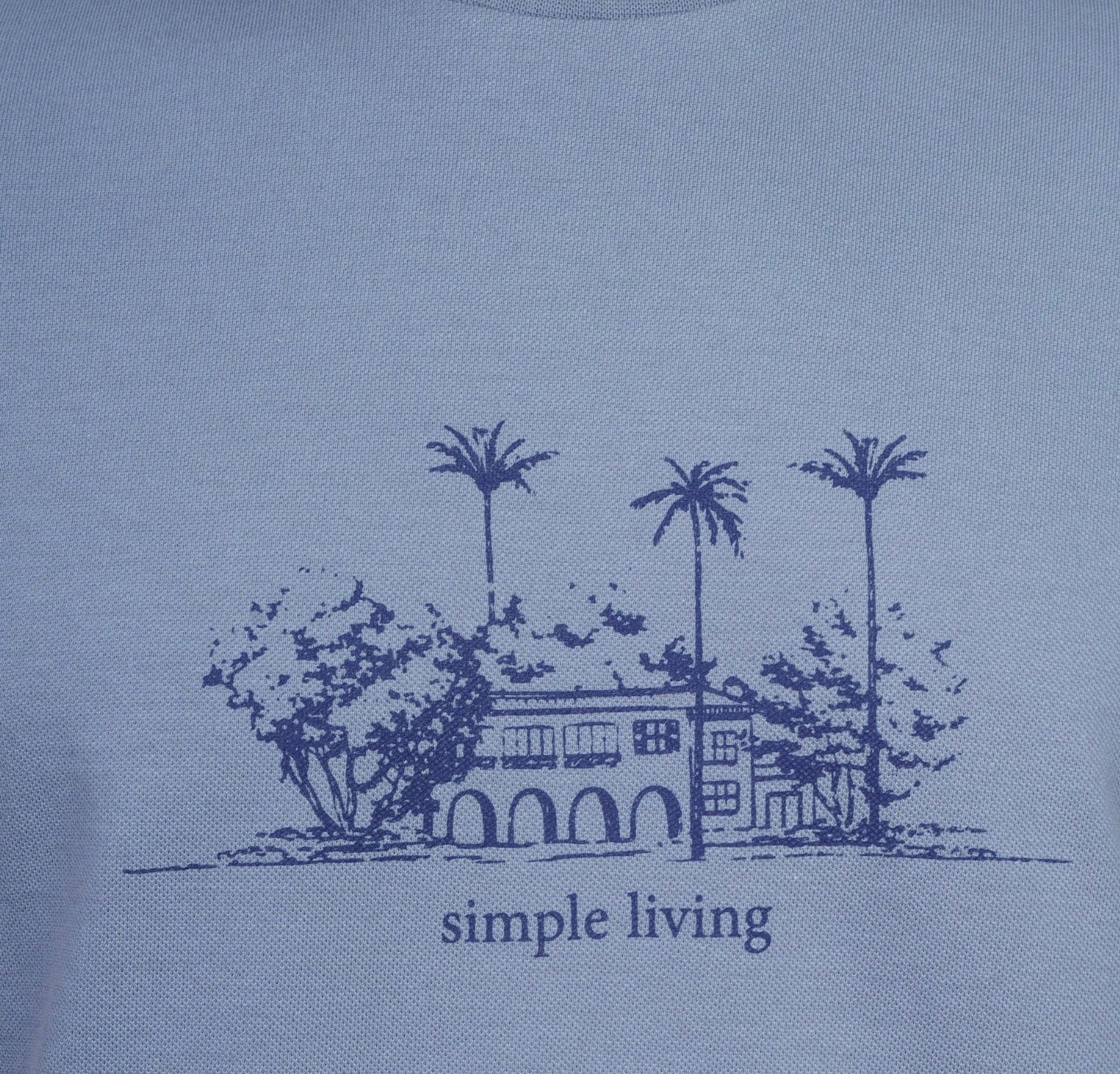 Modern Slim-Fit Cotton T-Shirt with Print Detail