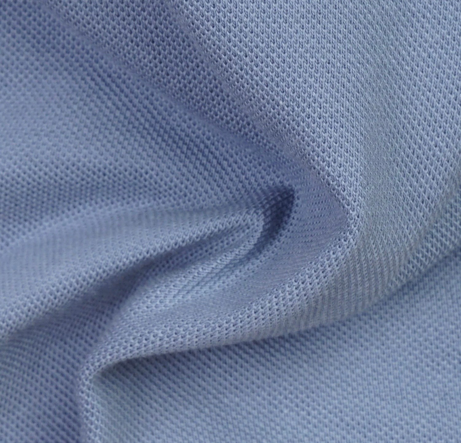 Modern Slim-Fit Cotton T-Shirt with Print Detail